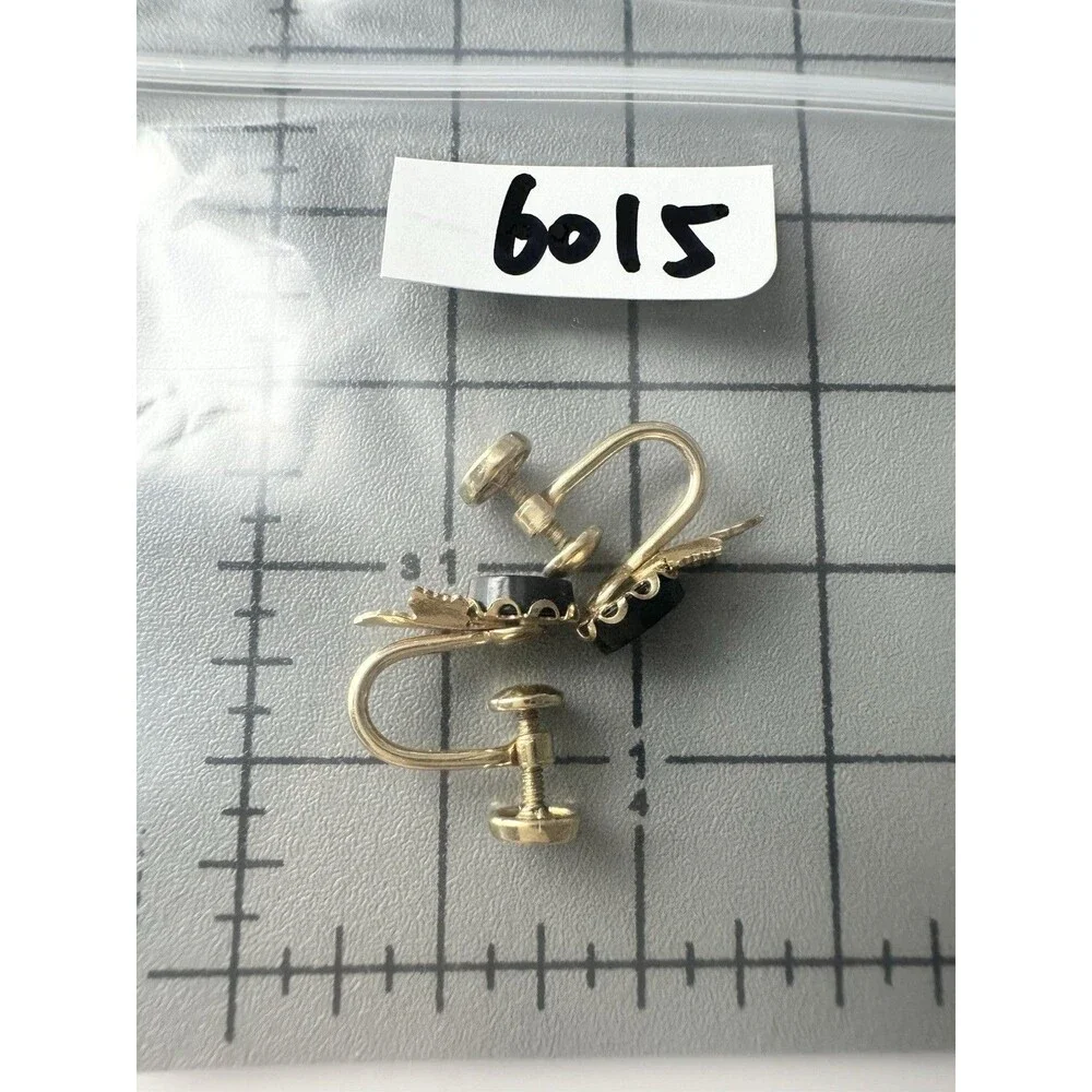Vintage 14k Gold Filled Black Onyx Flower Earrings Screw Back